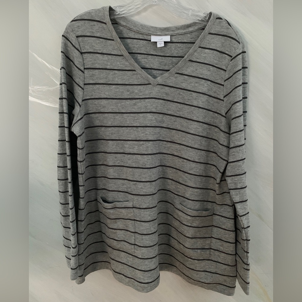 J Jill M Gray/Black V-Neck Ribbed Textured Long Sleeve Top w/ Pockets